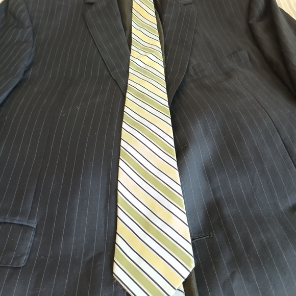 A Blue Strip 50L 46W 32L Suit - Picture 9 of 10